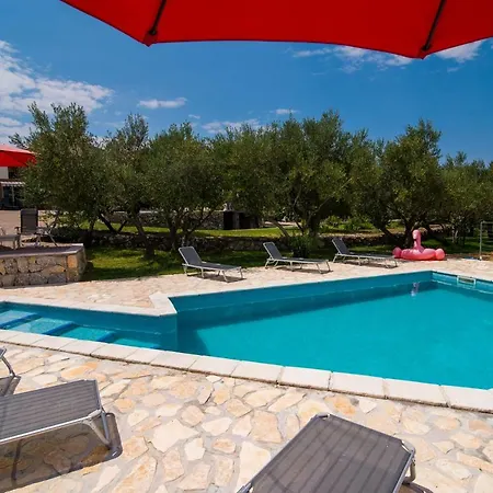 Ferienhaus House Rosalia With Seaview And Swimming Pool