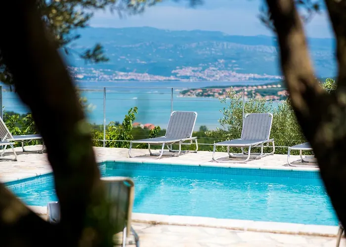 House Rosalia With Seaview And Swimming Pool